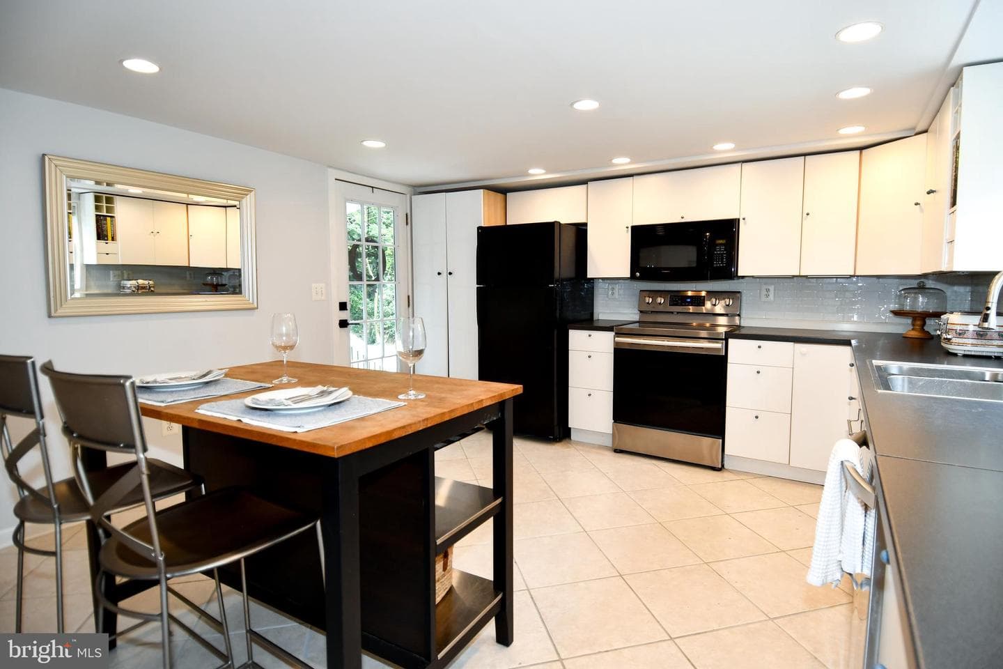 409 Wingate Place SW photo 19