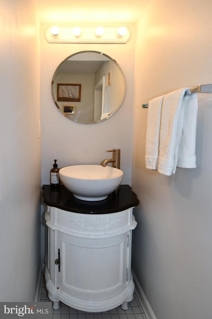 409 Wingate Place SW photo 24
