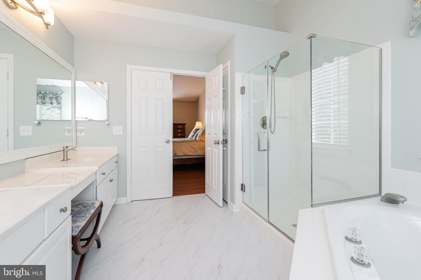 106 Exmoor Court NW photo 22