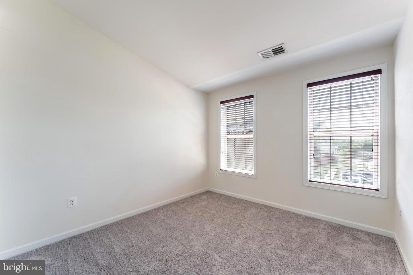 42824 Edgegrove Heights Terrace photo 23