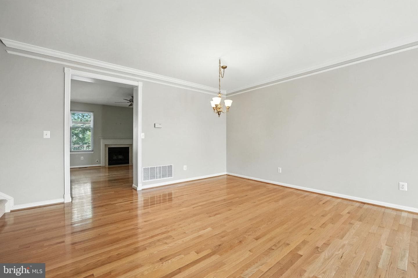 43791 Steinbeck Square photo 13