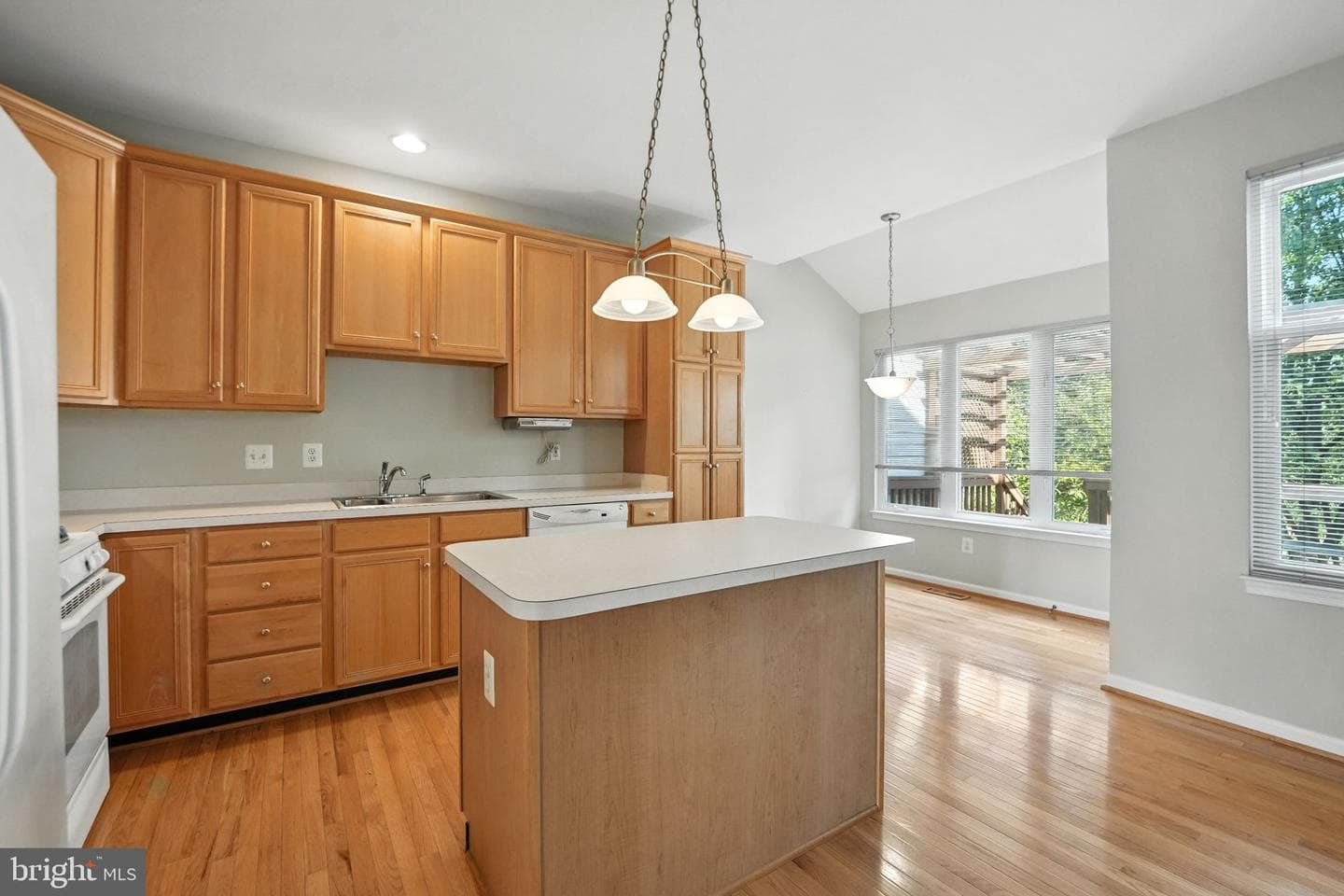 43791 Steinbeck Square photo 24