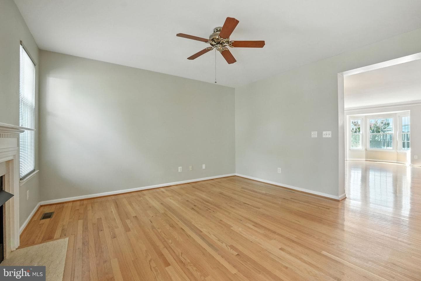 43791 Steinbeck Square photo 34