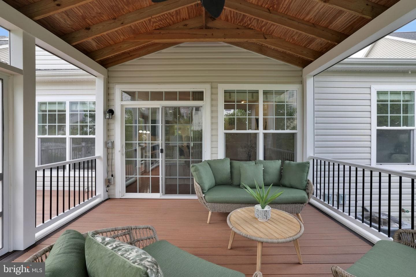 20997 Potomac Trail Circle photo 10