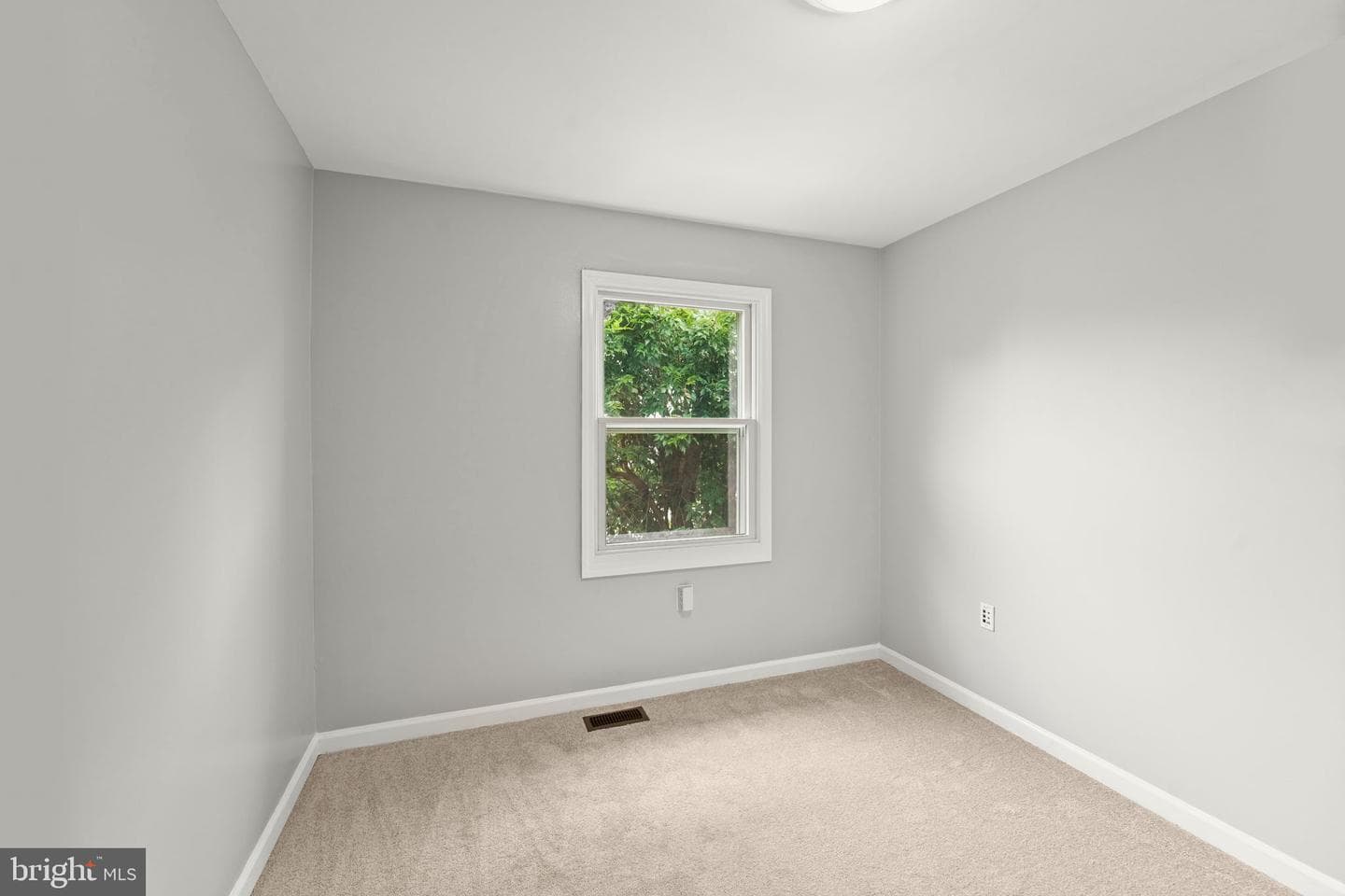 369 Nansemond Street SE photo 36