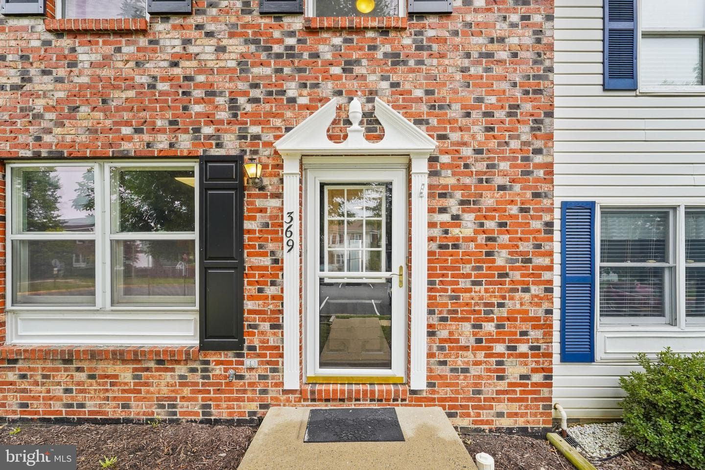 369 Nansemond Street SE photo 4