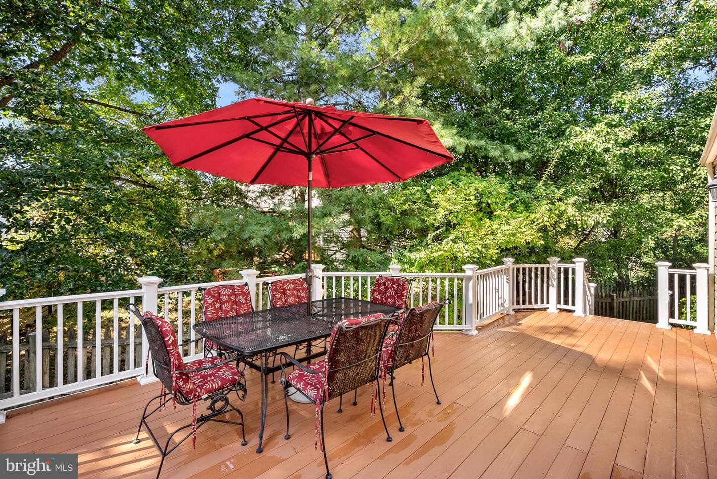 16 Newland Court photo 38