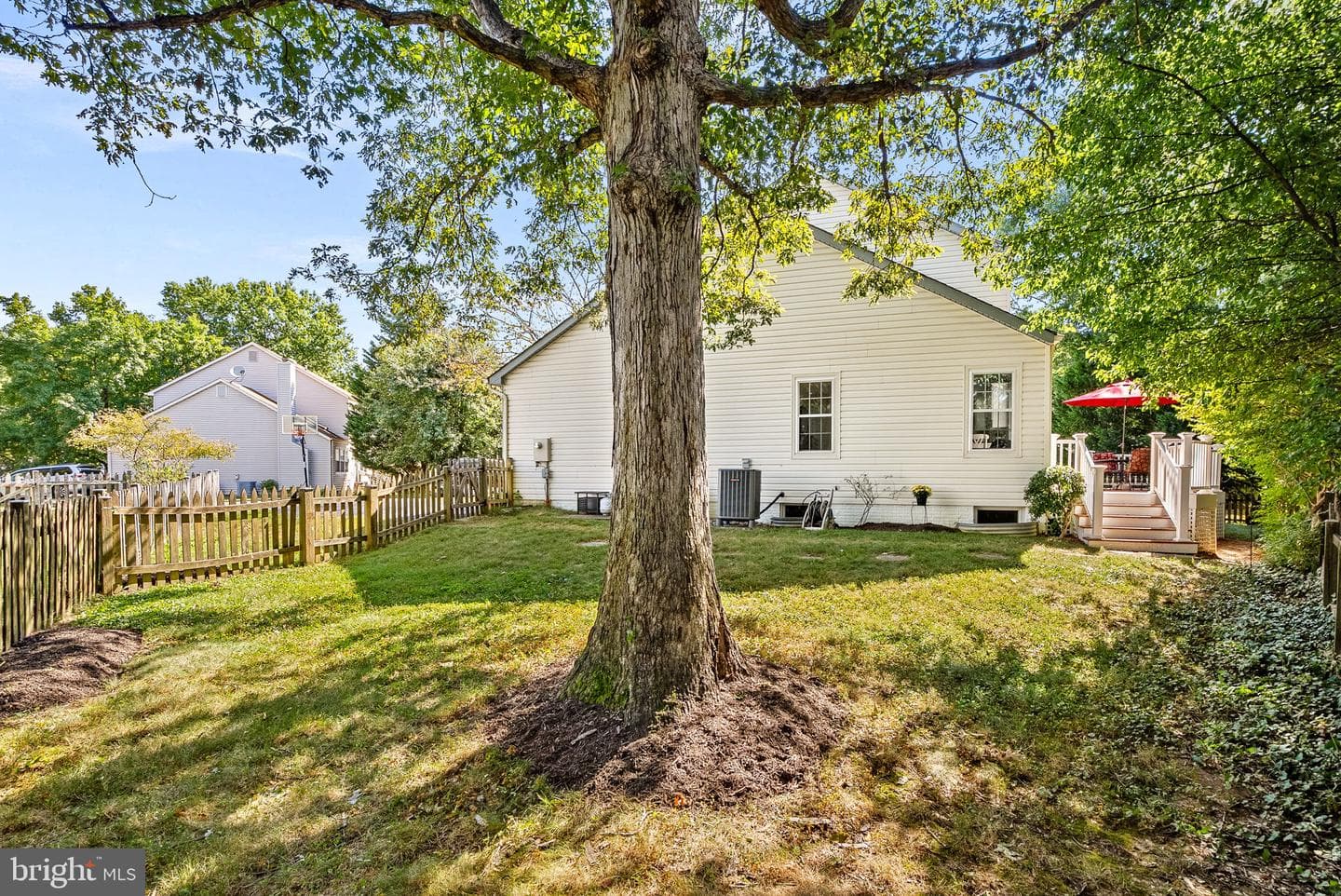 16 Newland Court photo 41