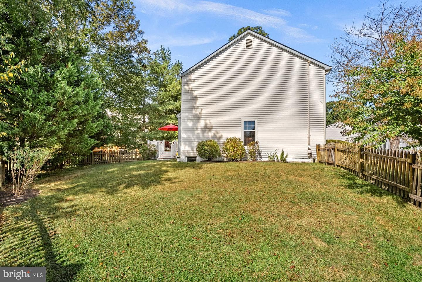 16 Newland Court photo 43