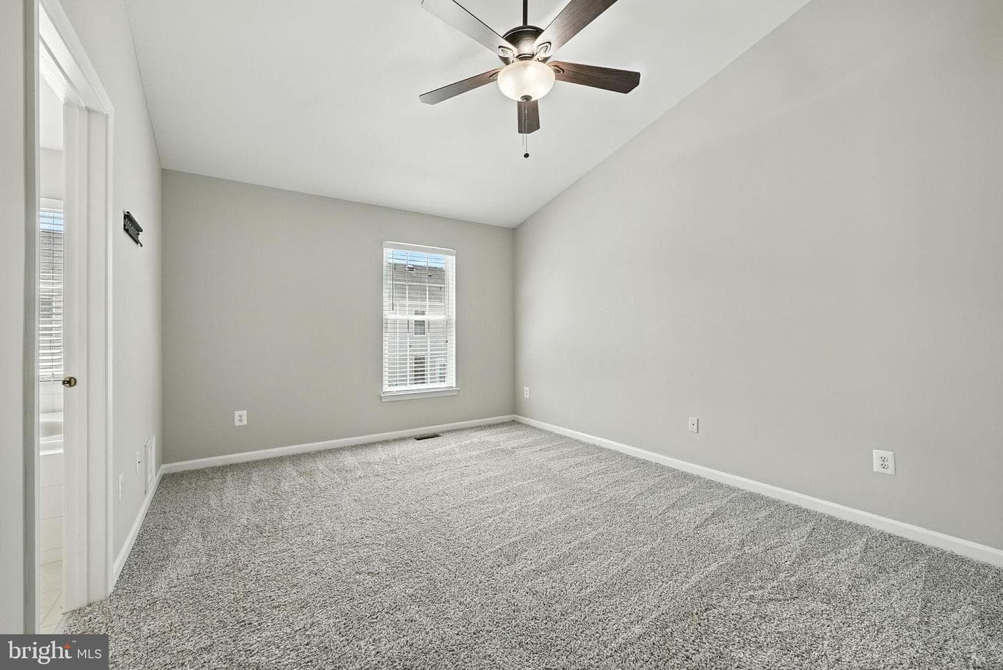42768 Kearney Terrace photo 17