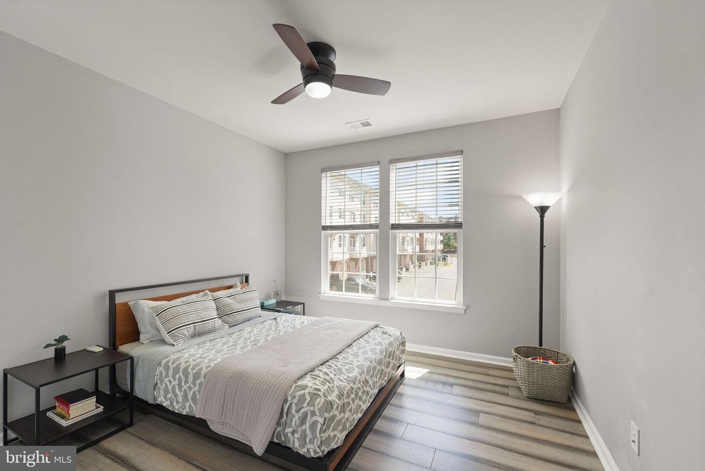 43846 Artsmith Terrace photo 30