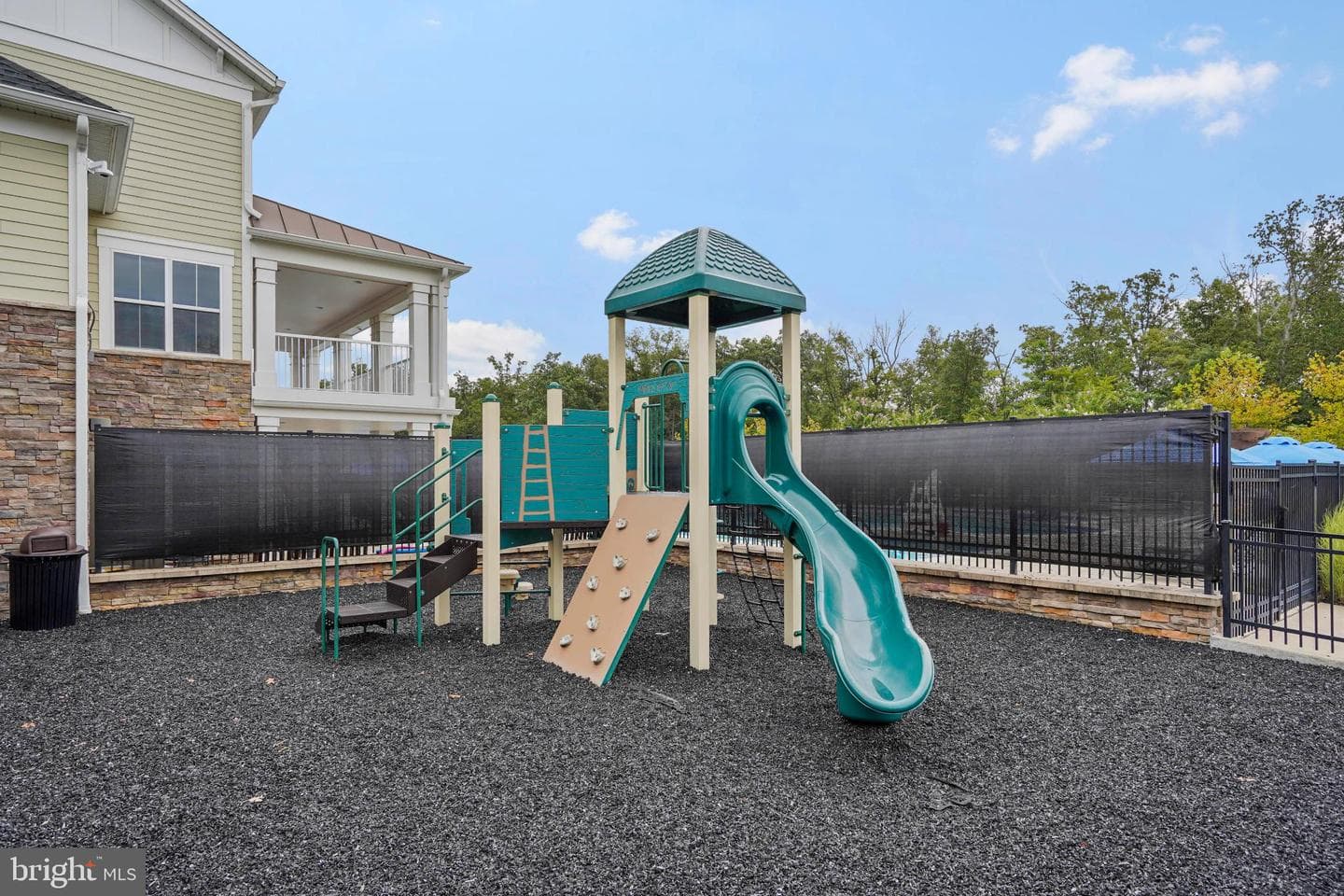 24936 McNair Place photo 37