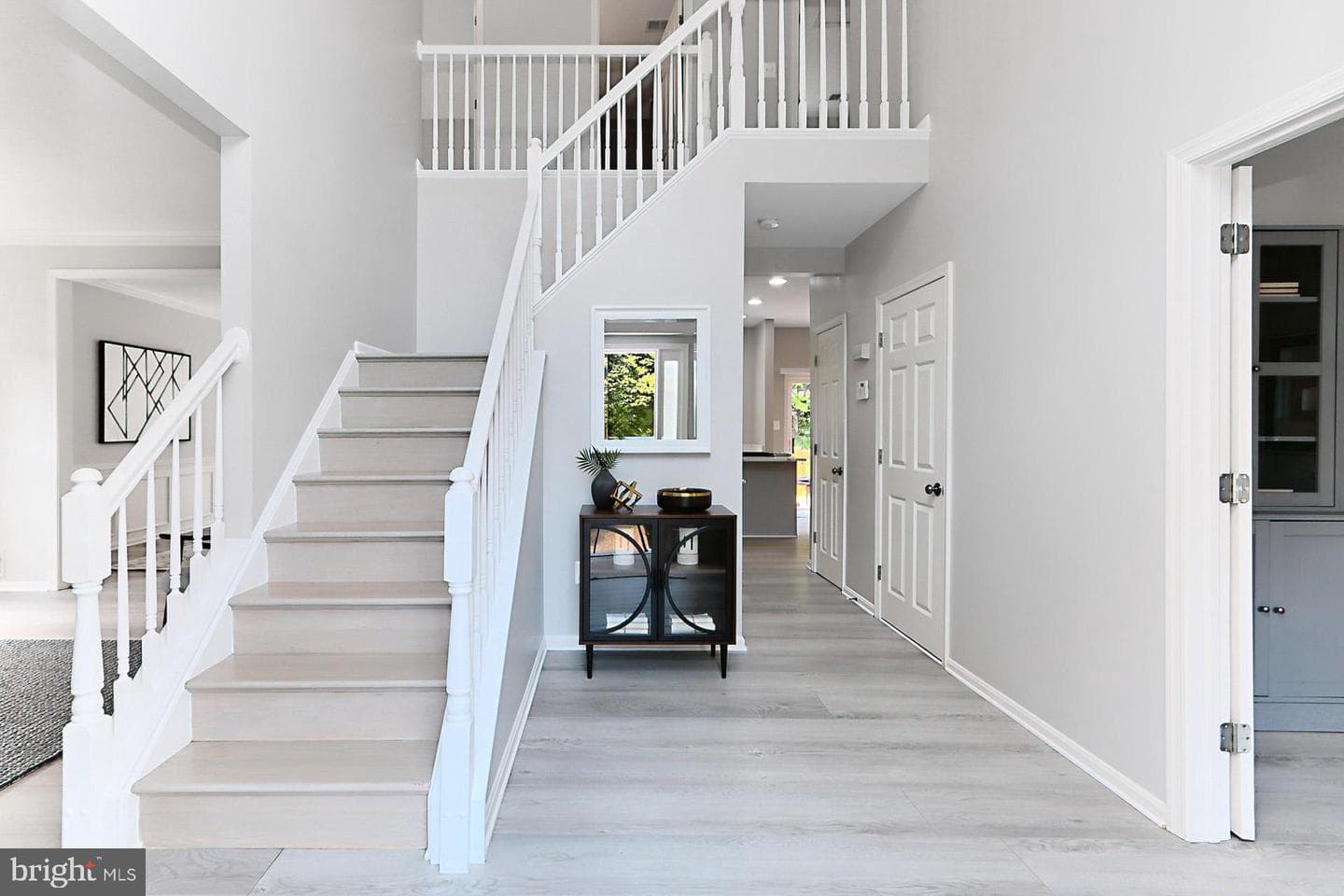 43820 Laurel Ridge Drive photo 4