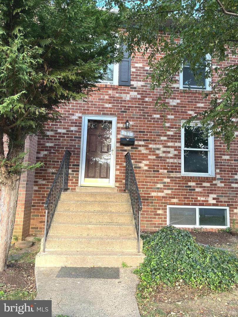 251 Meadows Lane NE photo 1