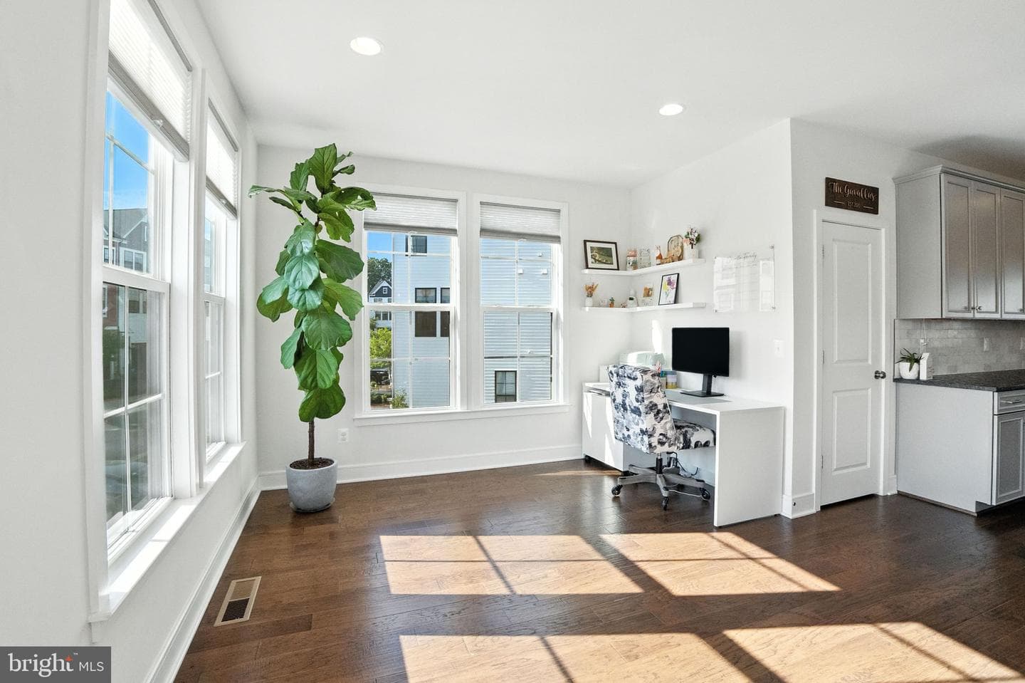 25434 Nichols Orchard Terrace photo 12