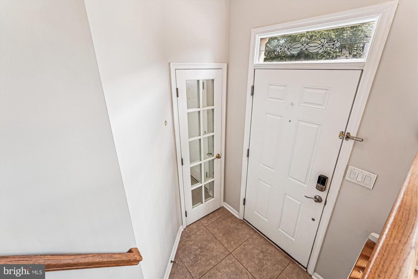146 Hampshire Square SW photo 5