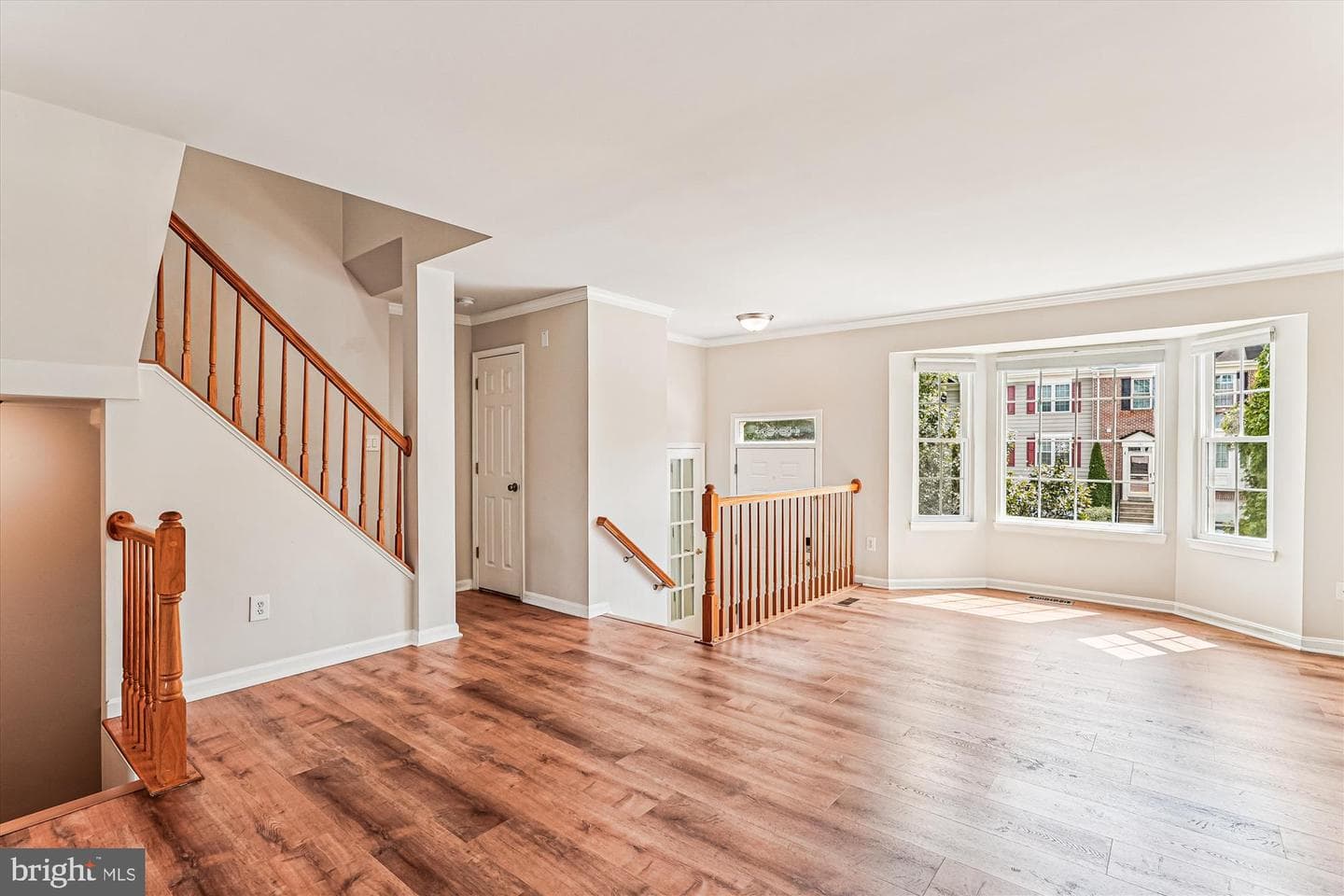 146 Hampshire Square SW photo 8