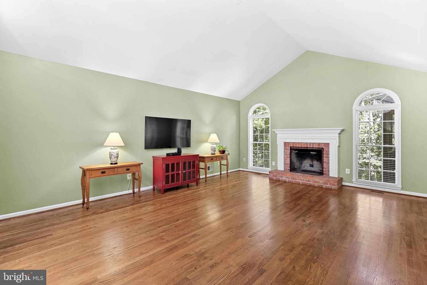 409 Bolingbrook Court photo 11