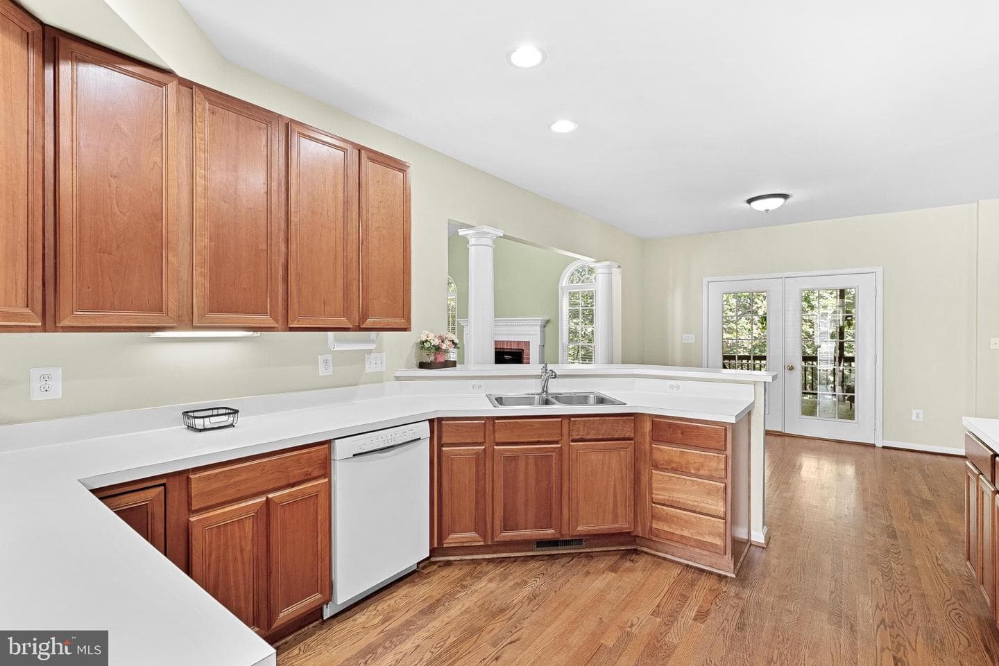 409 Bolingbrook Court photo 23