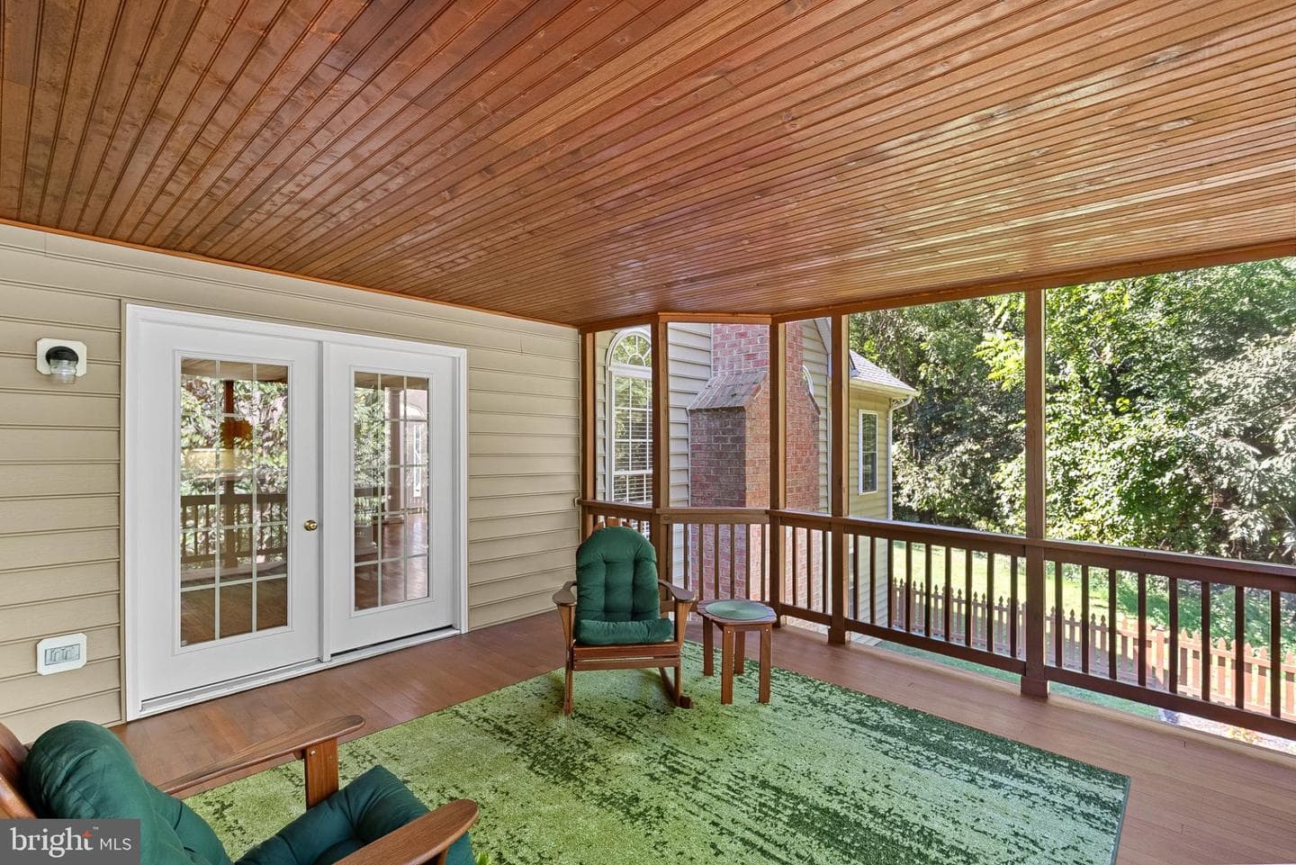 409 Bolingbrook Court photo 41