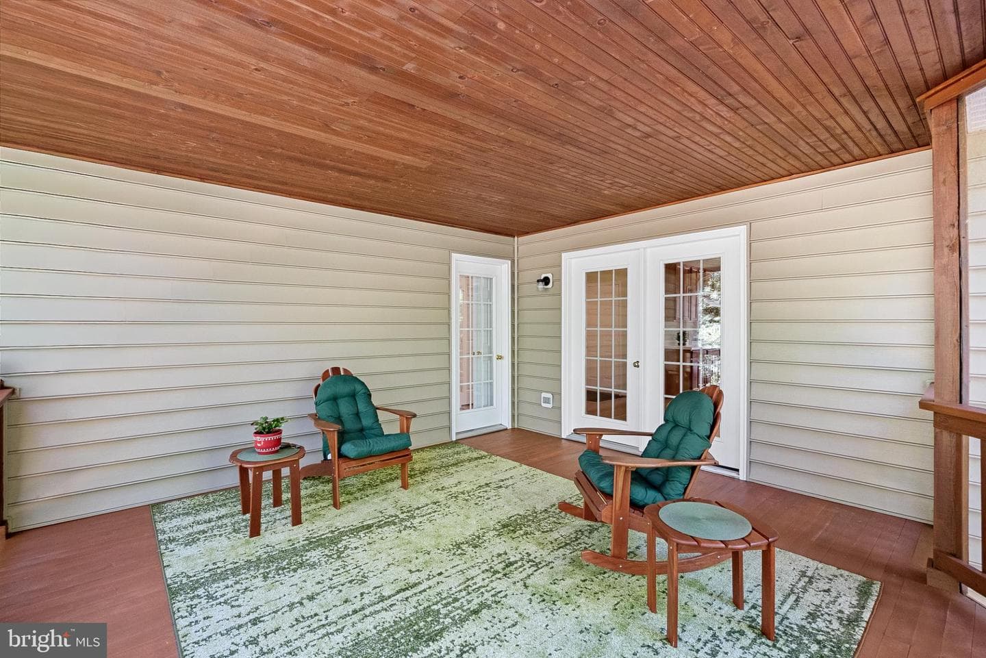 409 Bolingbrook Court photo 42