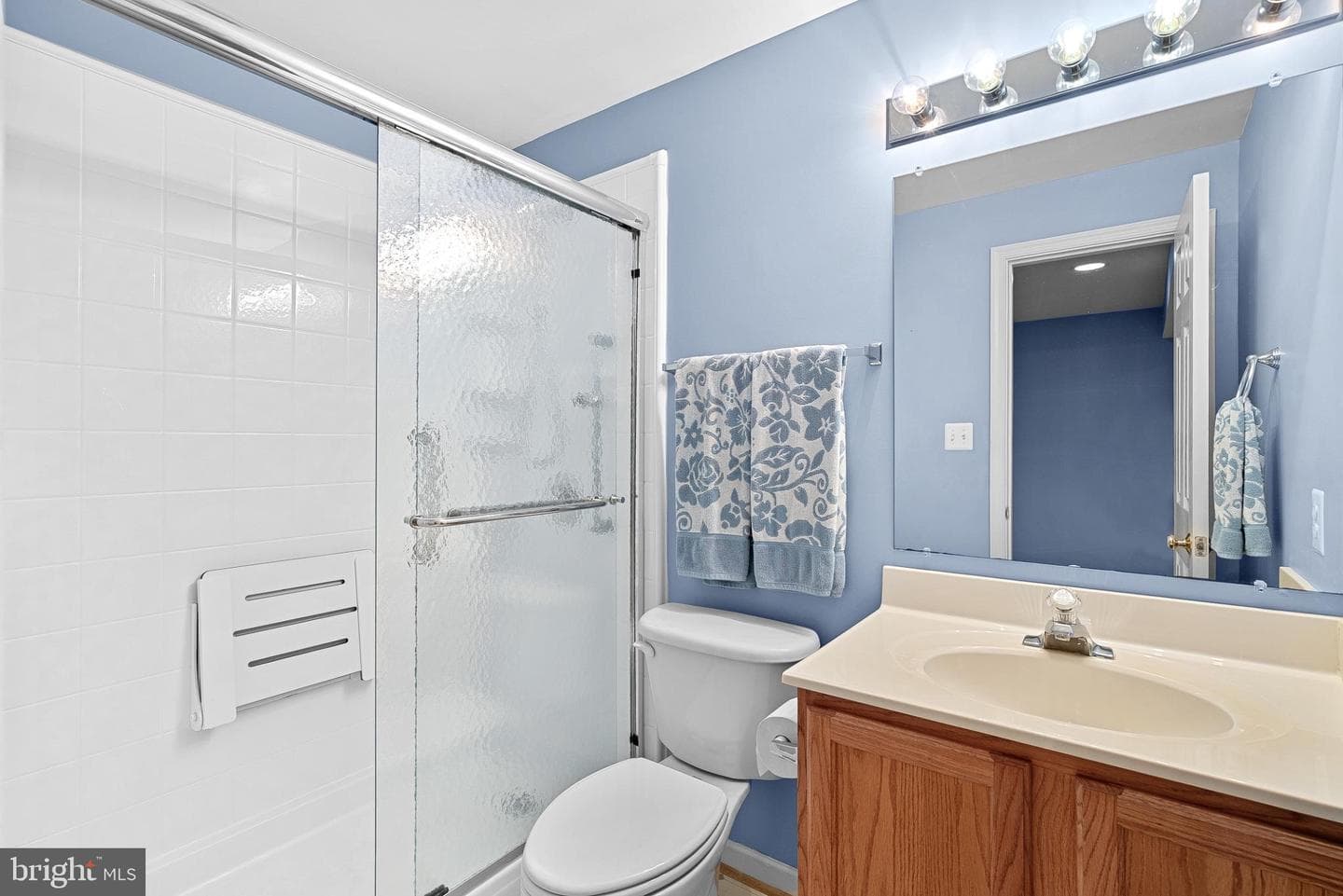 409 Bolingbrook Court photo 48