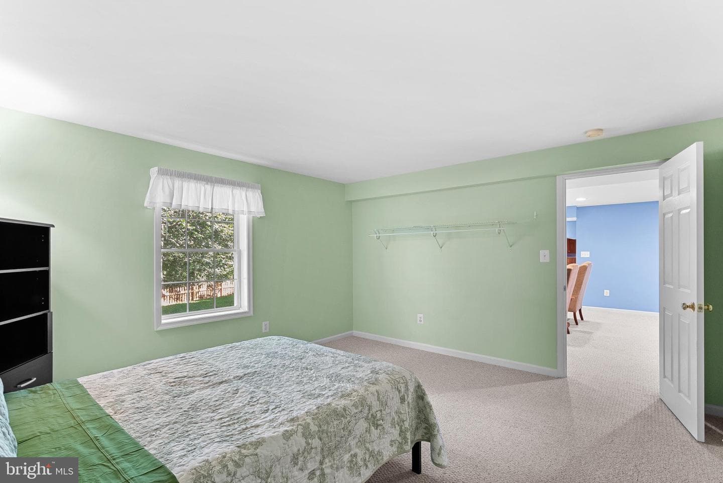 409 Bolingbrook Court photo 53