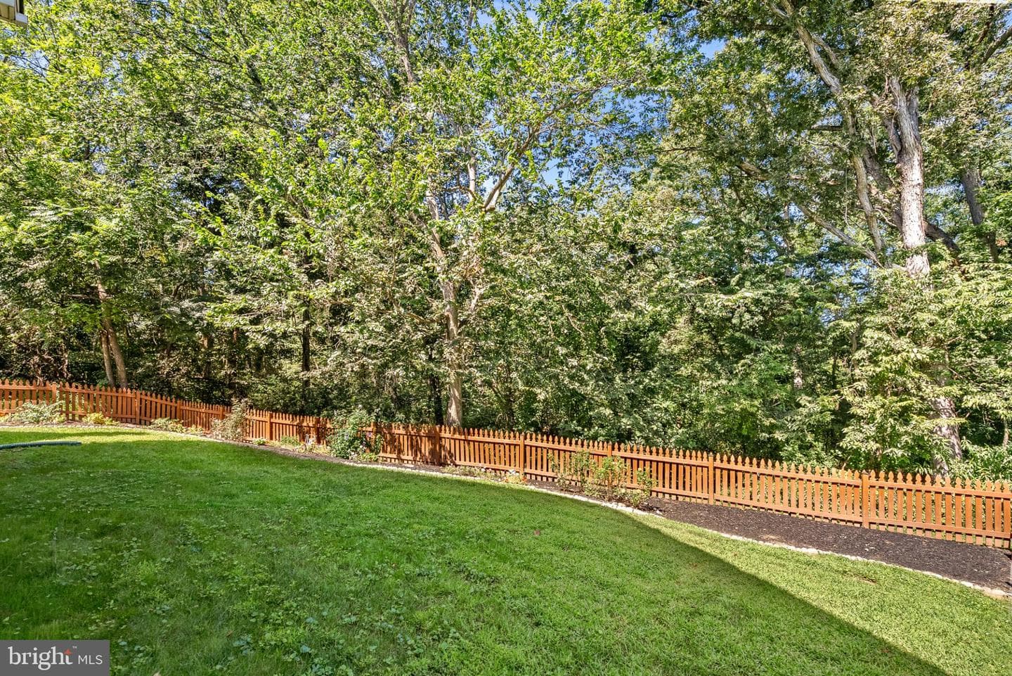 409 Bolingbrook Court photo 58