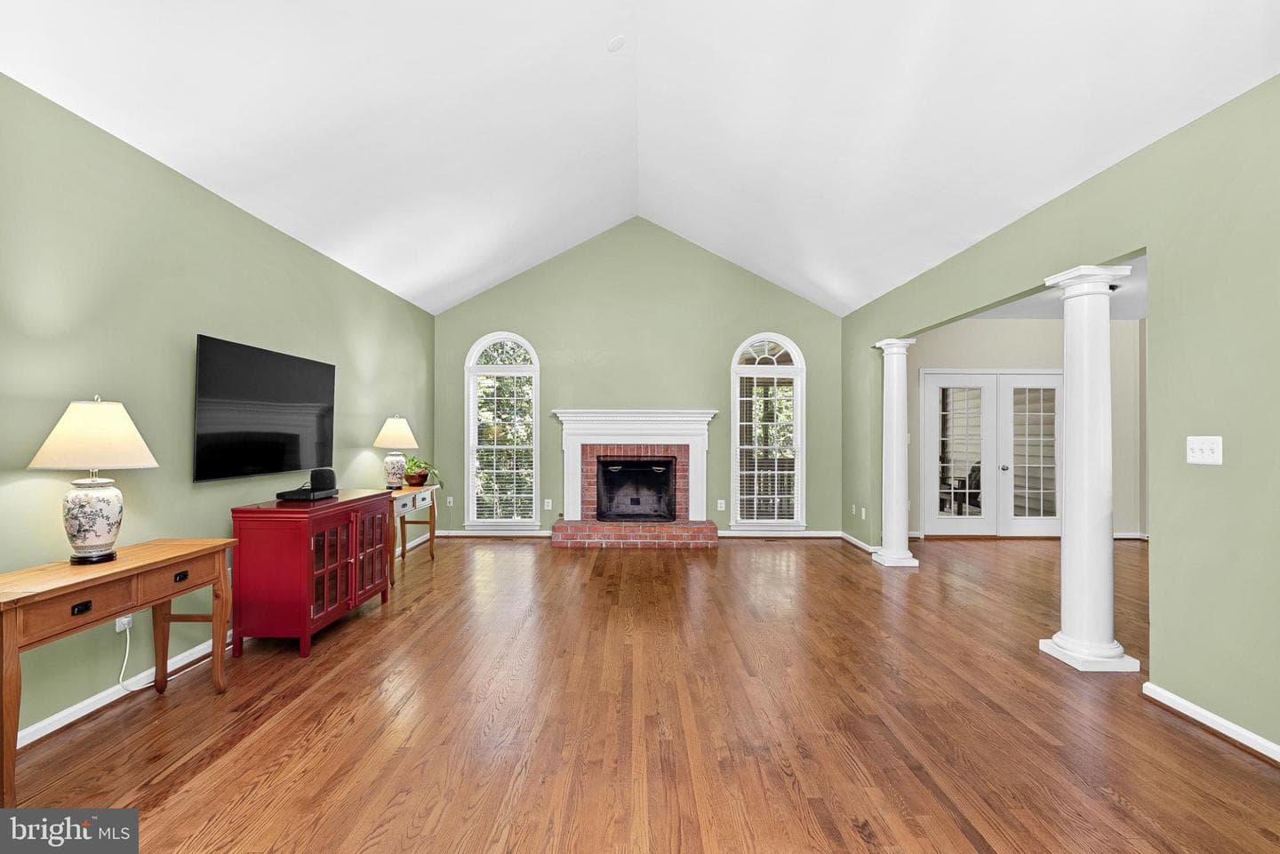 409 Bolingbrook Court photo 9