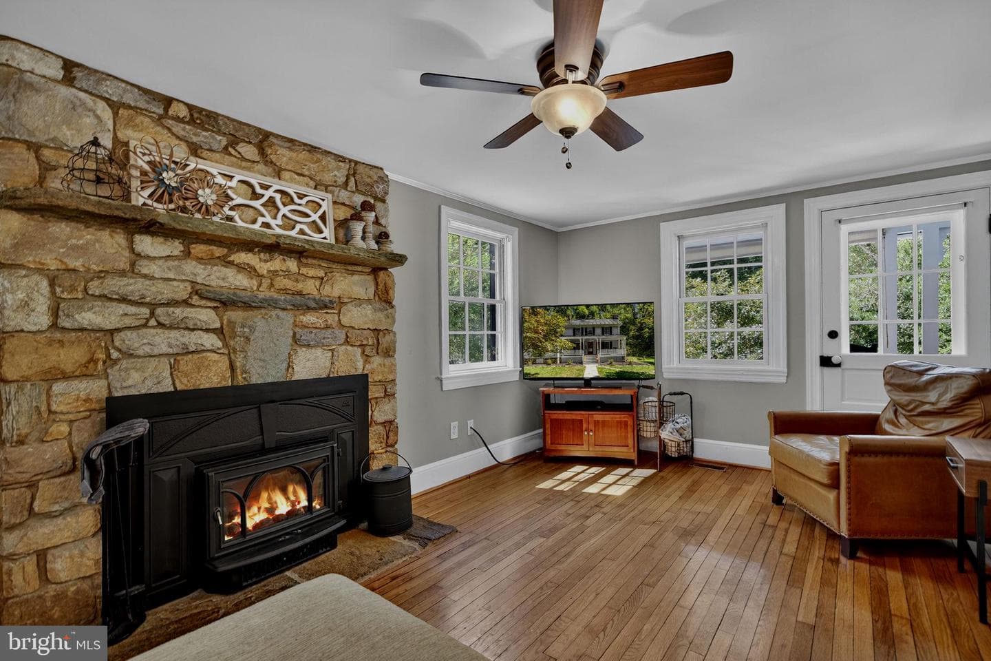 13232 Loyalty Road photo 25