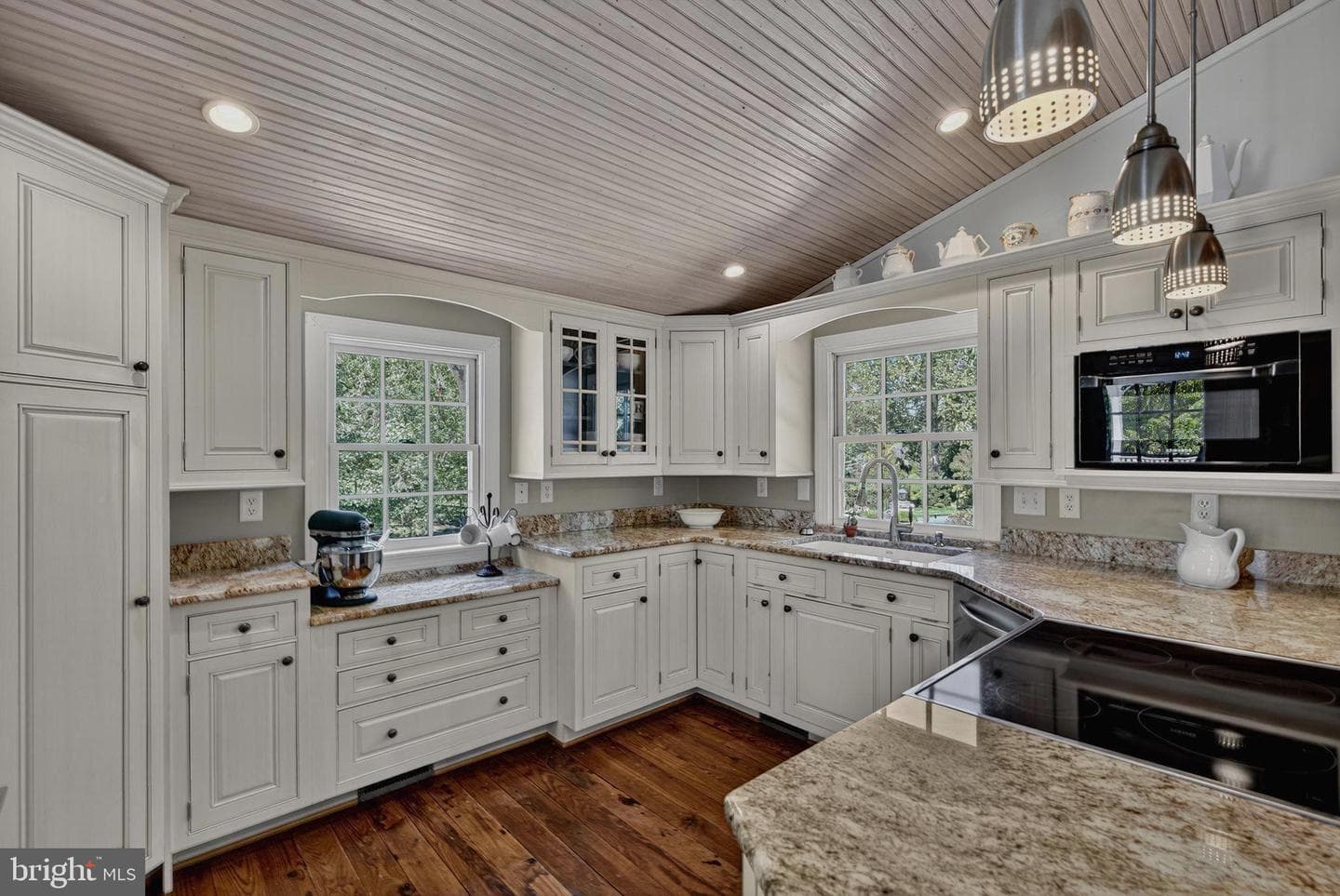 13232 Loyalty Road photo 9