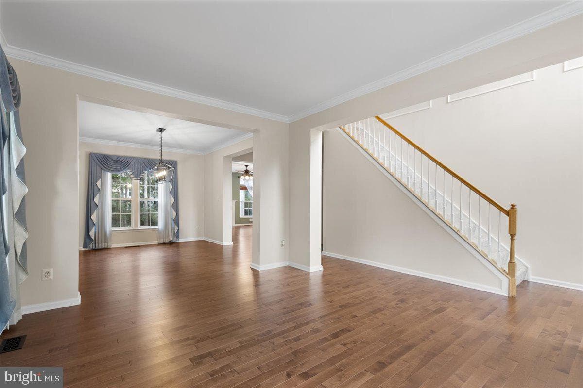 26105 Springdale Drive photo 7