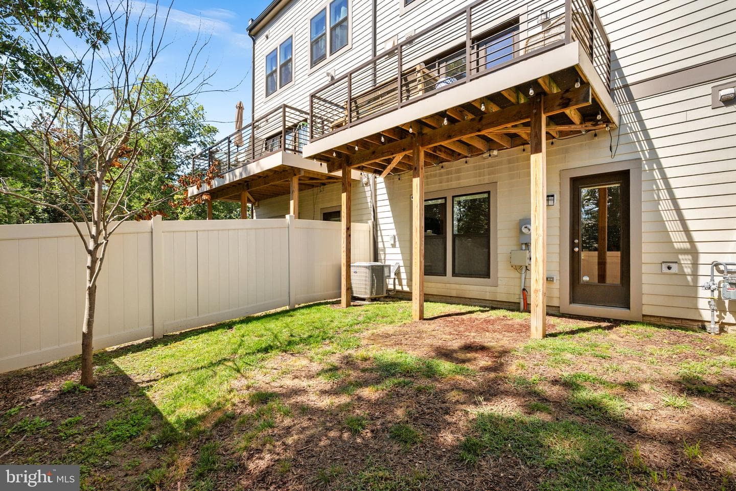 20116 Old Line Terrace photo 34