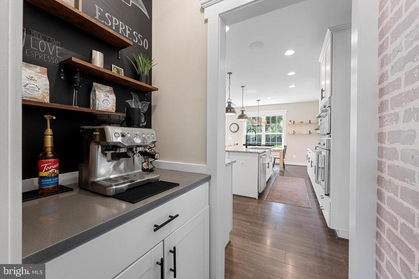 18420 Presidio Place photo 9