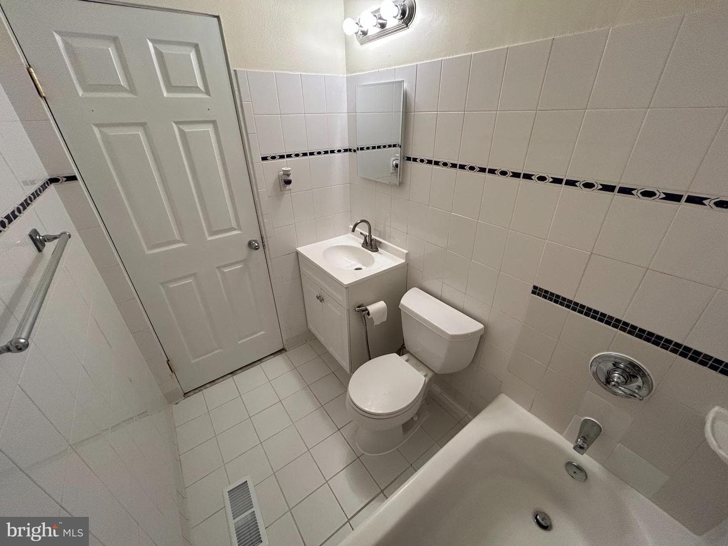 111 N Hickory Road photo 21