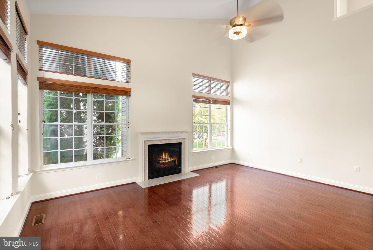 1605 Woodbridge Court NE photo 22
