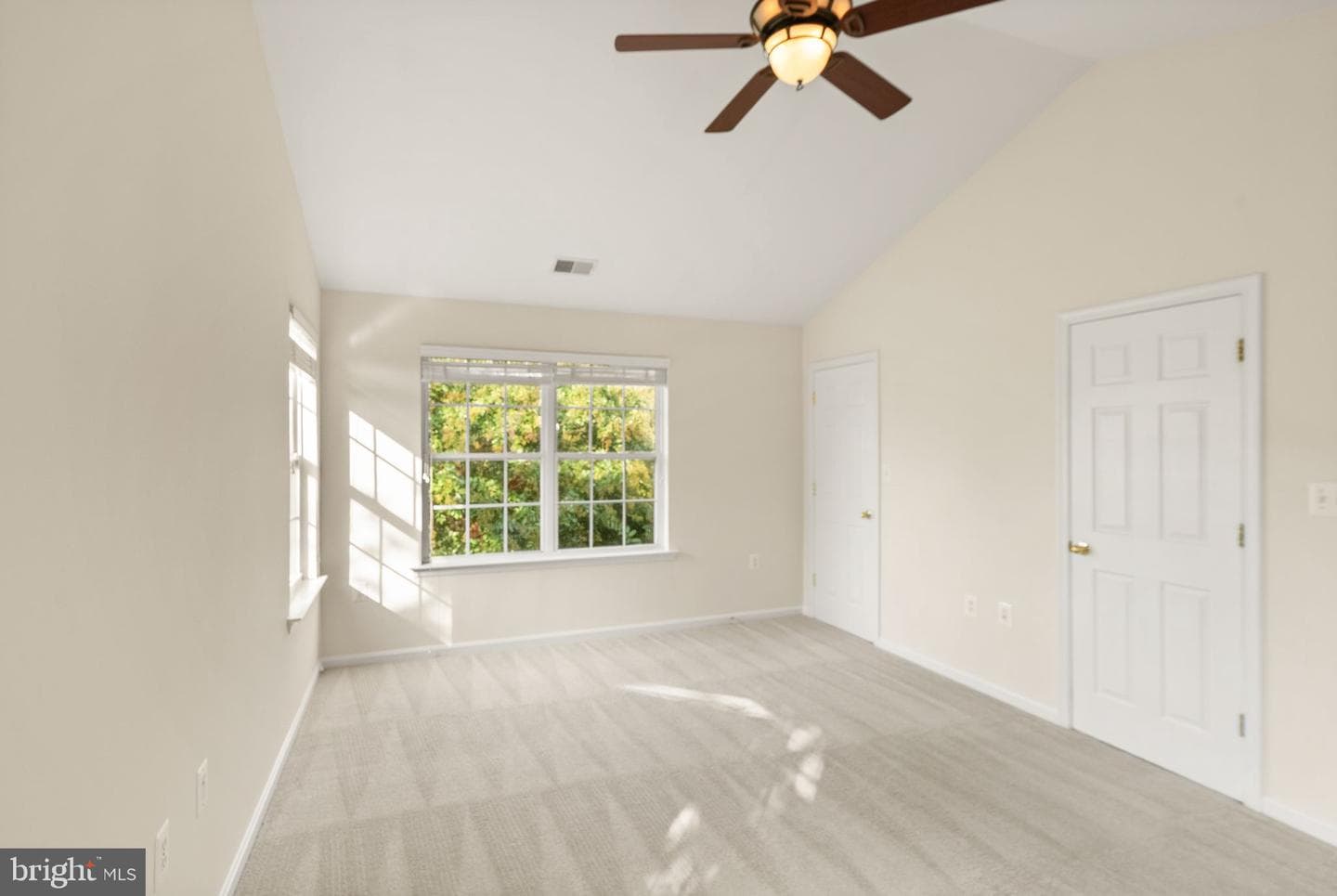 1605 Woodbridge Court NE photo 30