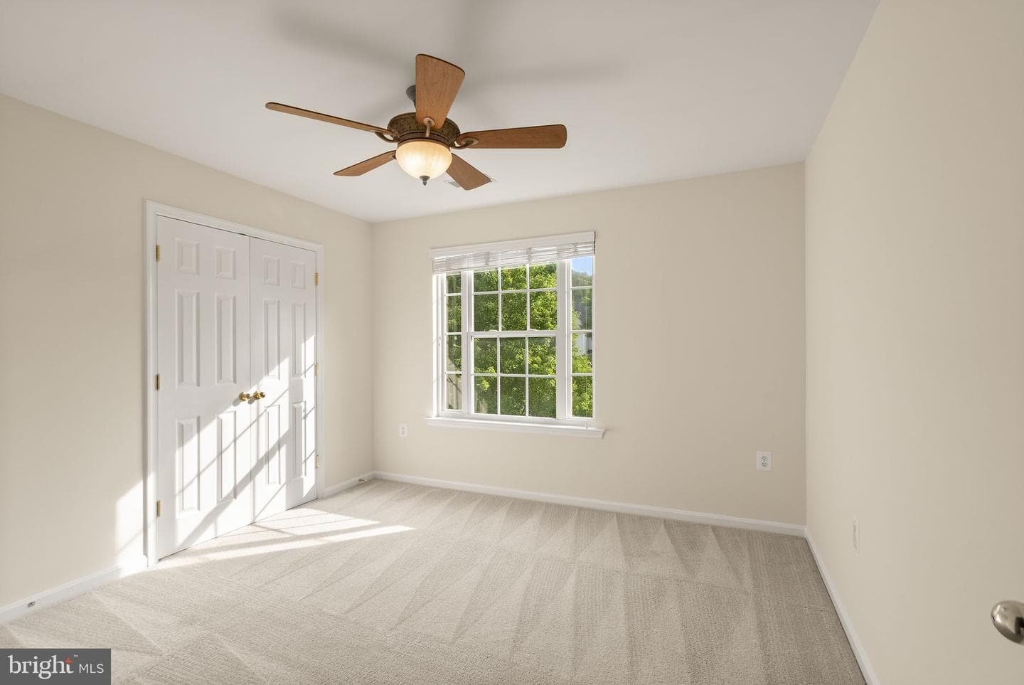 1605 Woodbridge Court NE photo 41