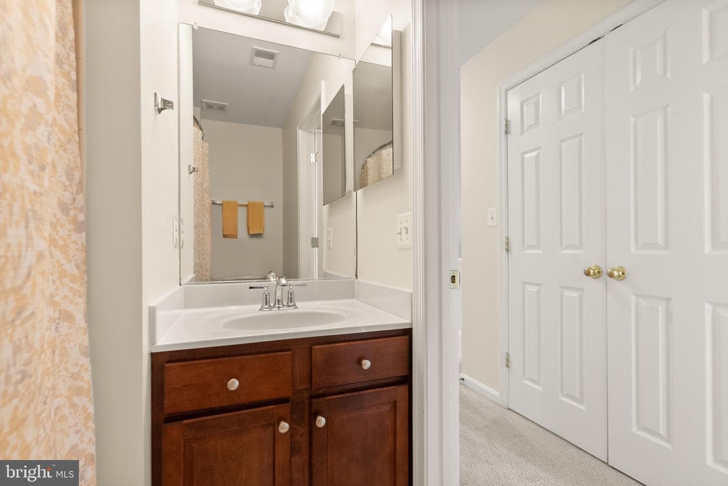 1605 Woodbridge Court NE photo 45