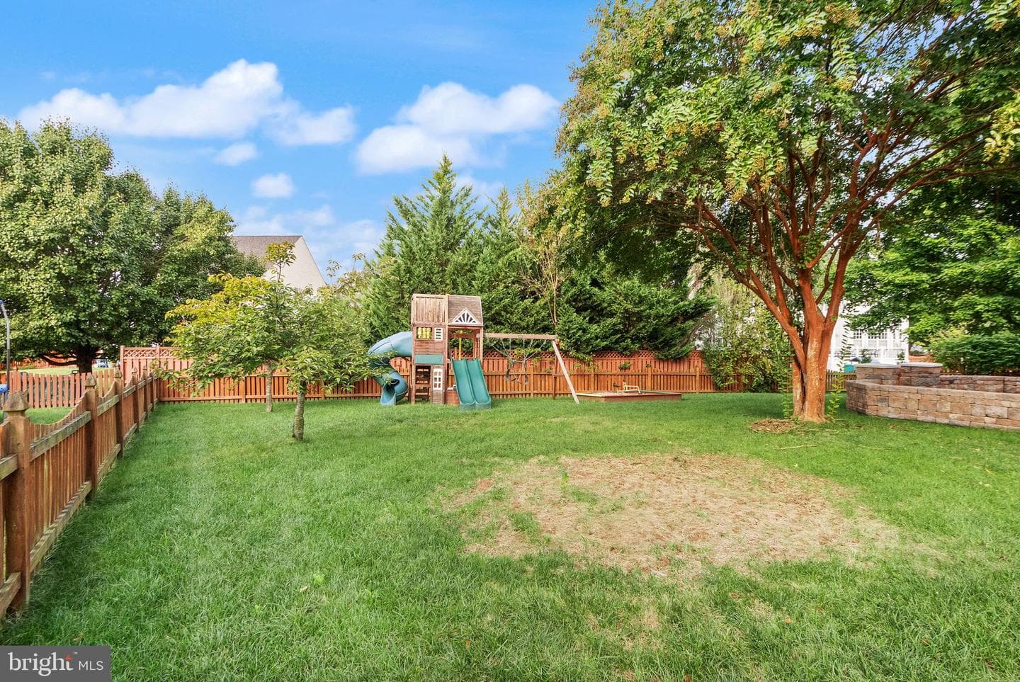 1605 Woodbridge Court NE photo 65