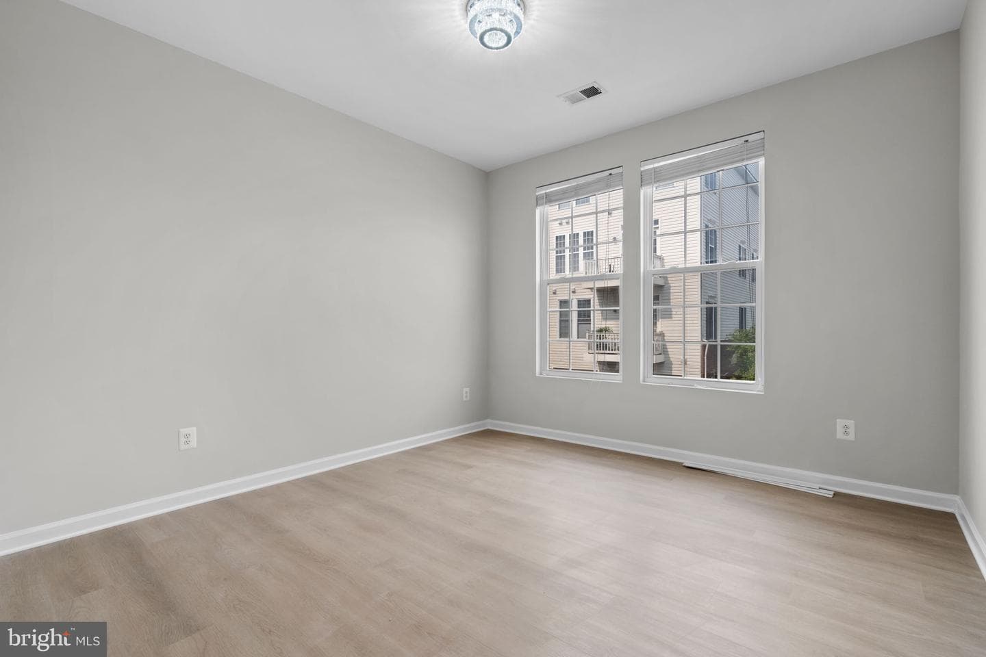 25408 Patriot Terrace photo 20