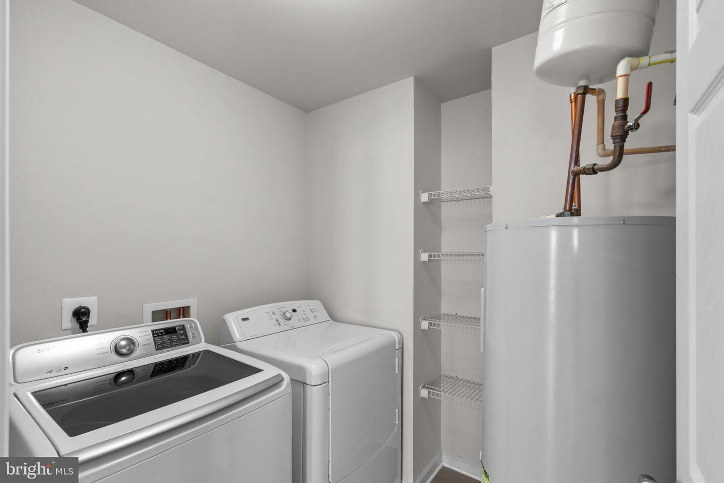 25408 Patriot Terrace photo 24