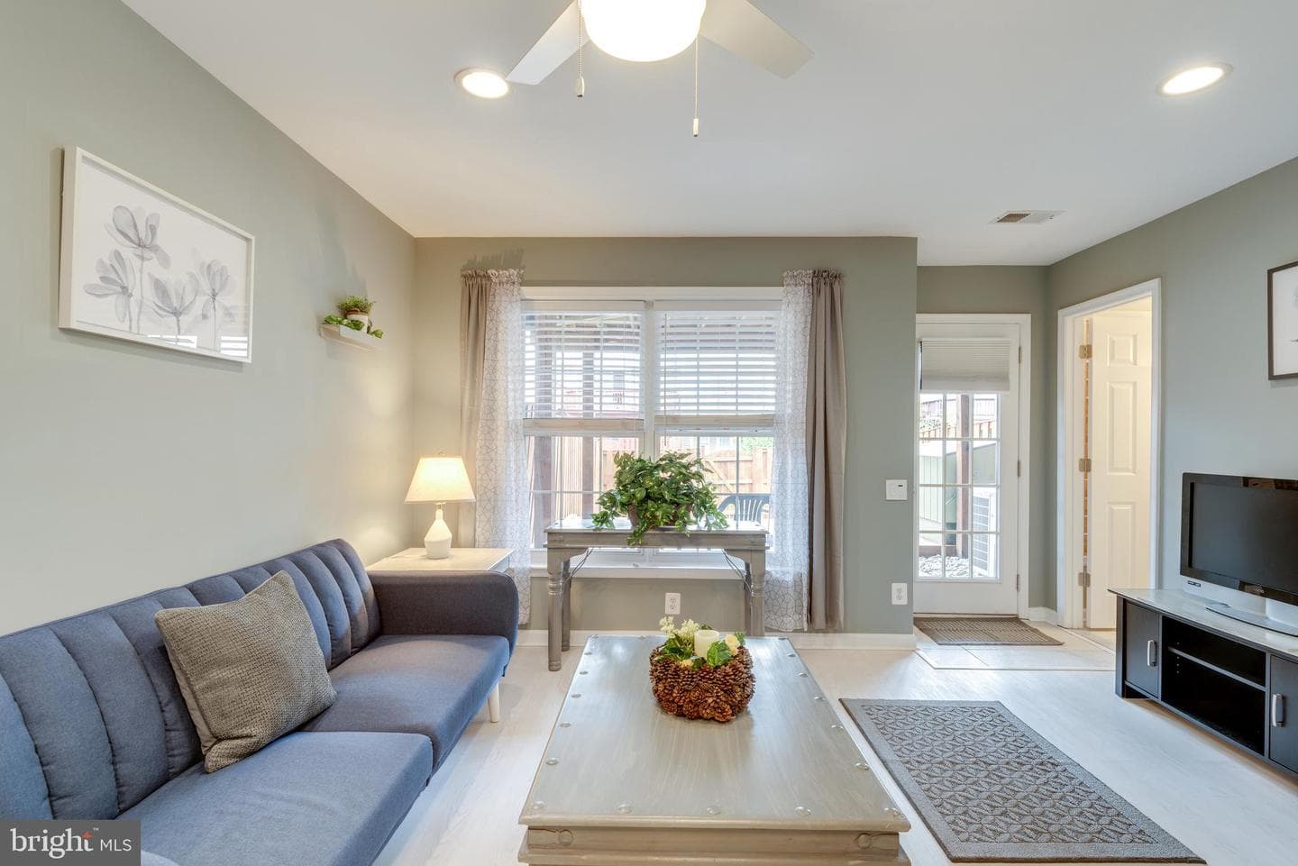 43778 Tattinger Terrace photo 4
