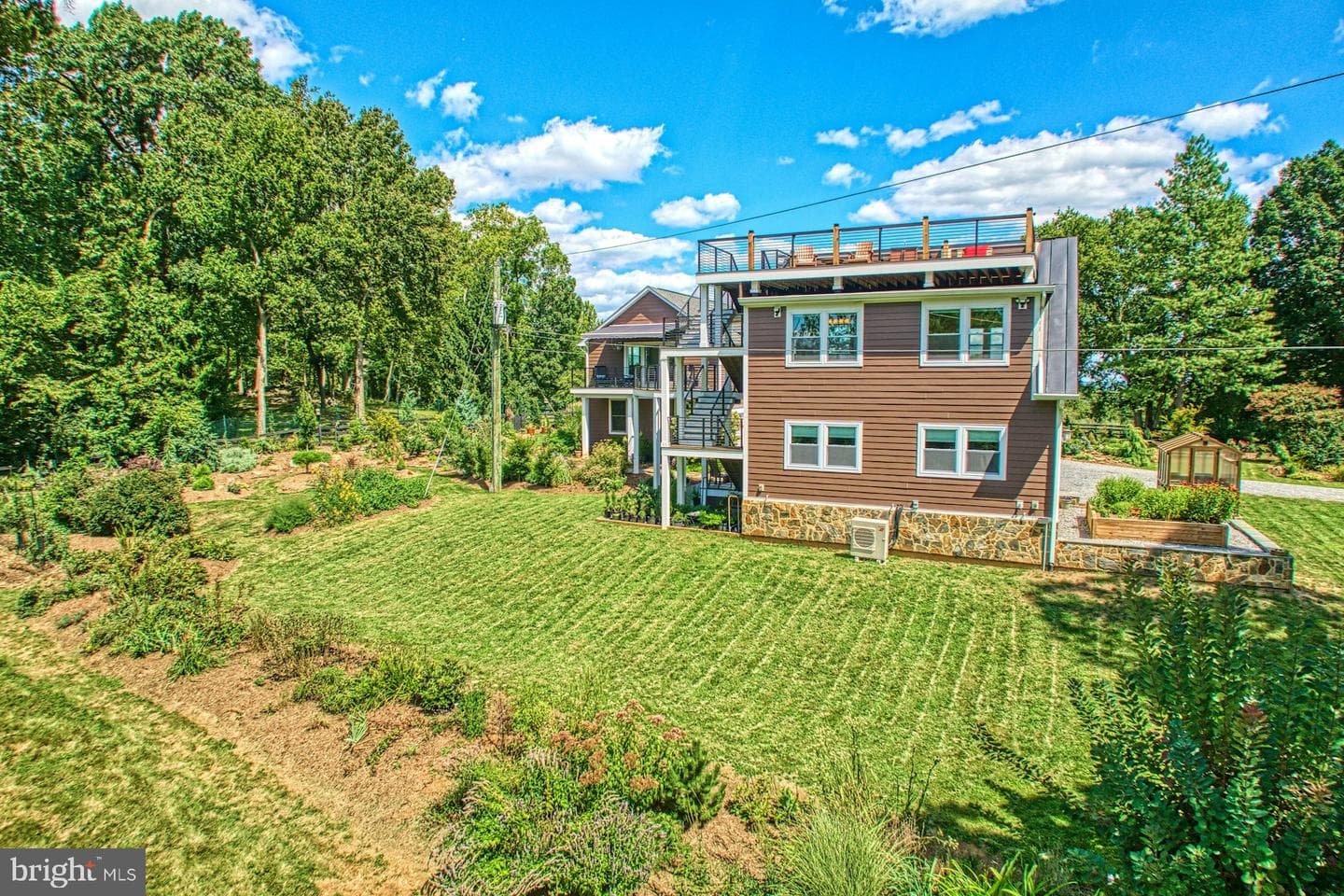 16555 Old Waterford Road photo 77