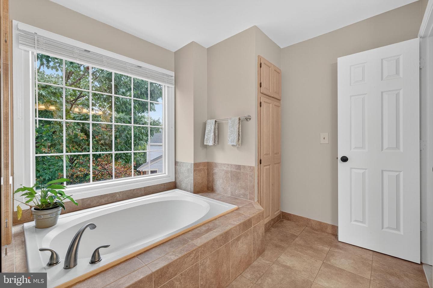 21229 Greenspring Court photo 40