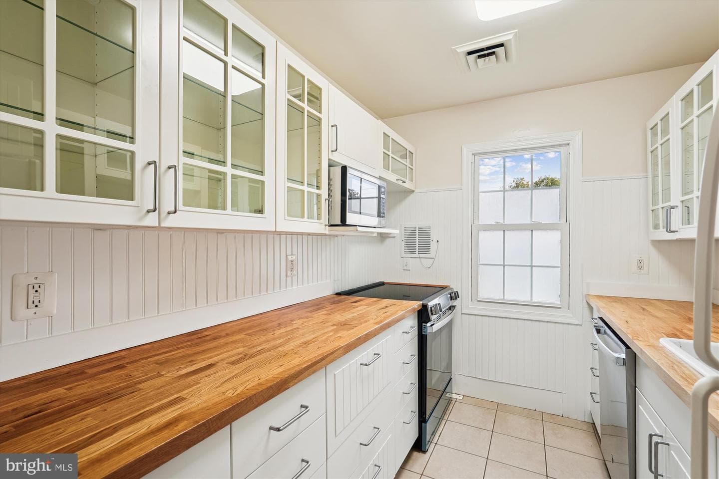 227 Dry Mill Road SW photo 10