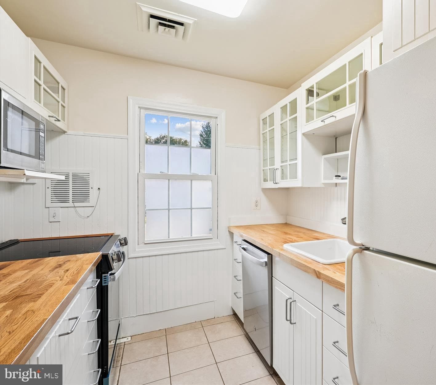 227 Dry Mill Road SW photo 13