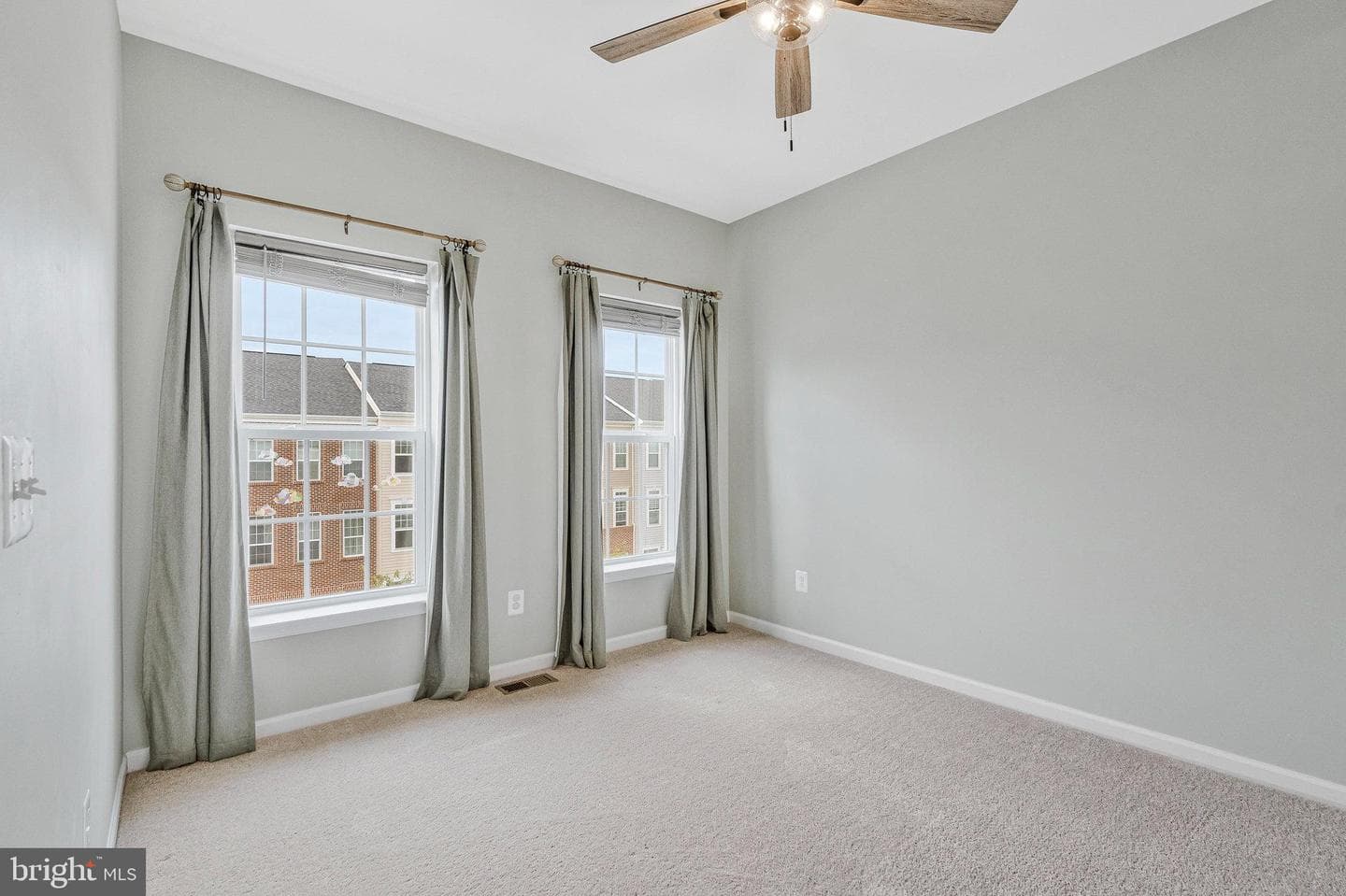 227 Upper Brook photo 27