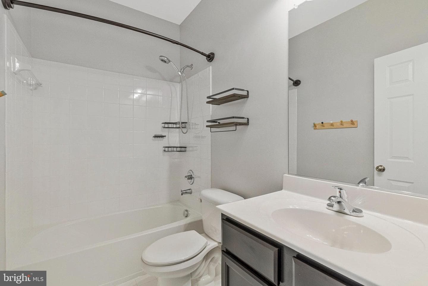 227 Upper Brook photo 32