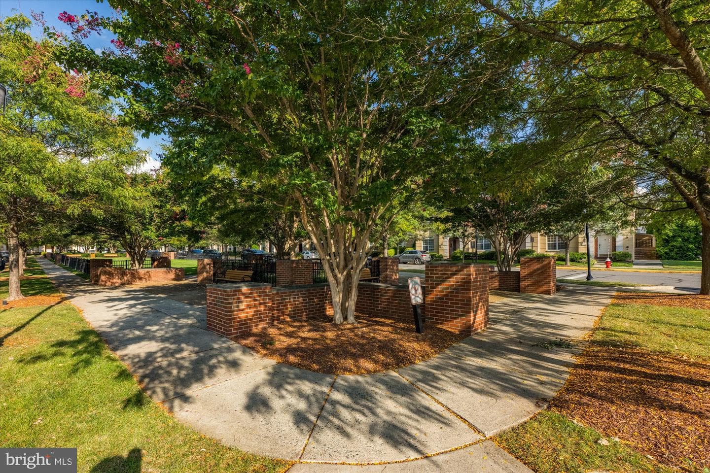 43613 McDowell Square photo 48